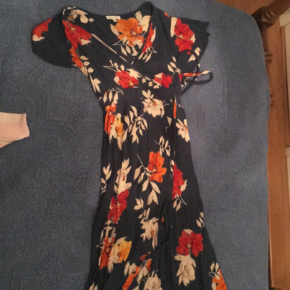 Long V cut maxi dress